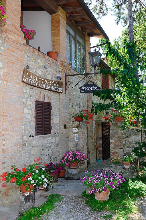 La Rocca Della Magione Villa มอนเตริจโจนี ภายนอก รูปภาพ