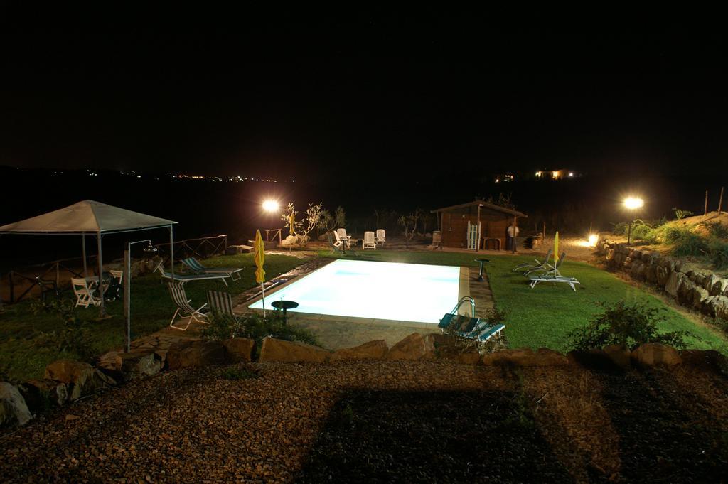 La Rocca Della Magione Villa มอนเตริจโจนี ภายนอก รูปภาพ